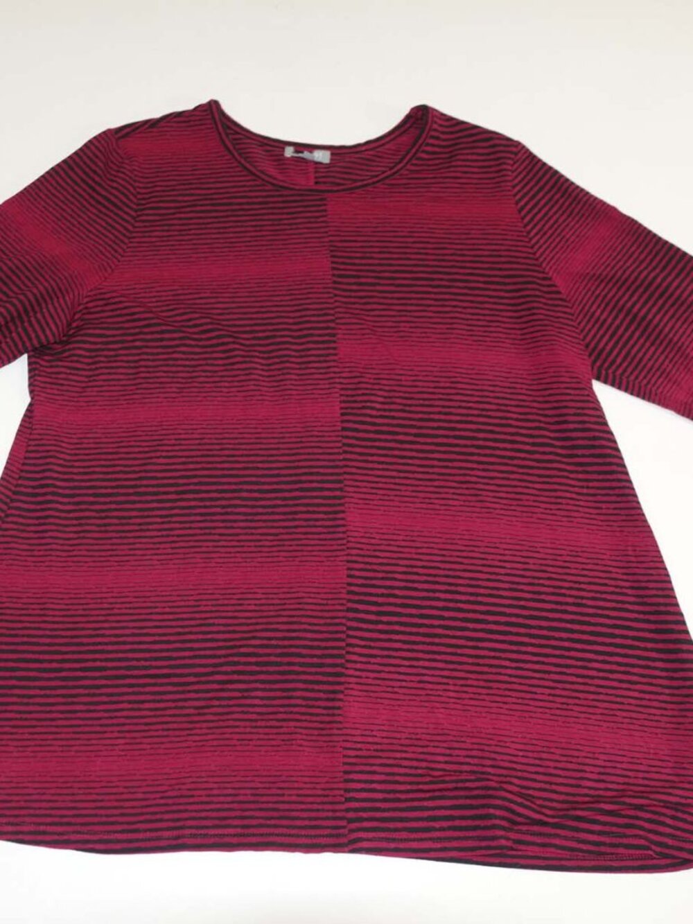 Habitat Clothes to Live In Women's Shirt Size XL Red Black Striped Long Sleeves